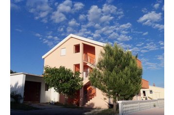 Chorwacja Privát Vlašići, Zewnątrz